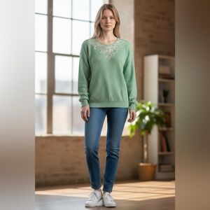 Vigour mint green embellished sweater-NWOT